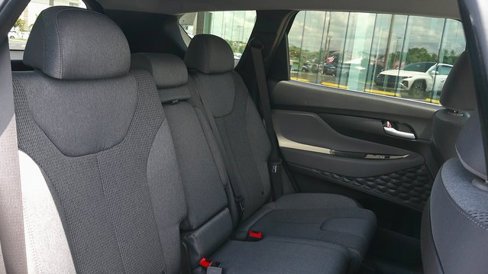 Used 2019 Hyundai Santa Fe SE image 7