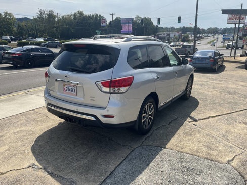 Used 2014 Nissan Pathfinder SL w/ SL Tech Package image 5