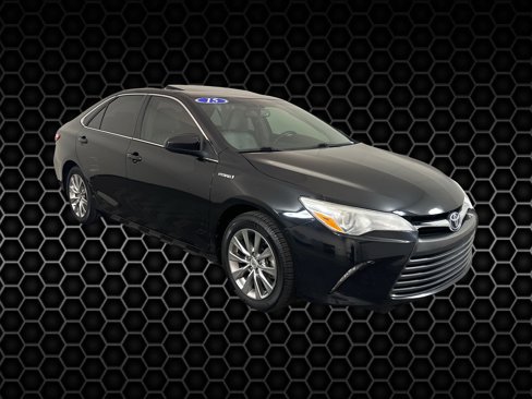Used 2015 Toyota Camry XLE image 5