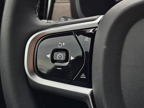 New 2026 Volvo XC90 B5 Core image 14