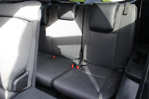 Used 2019 Toyota Highlander LE image 37