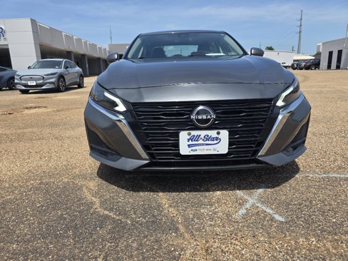 Used 2023 Nissan Altima 2.5 SV image 8