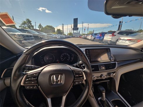 Used 2020 Honda Accord EX-L image 11