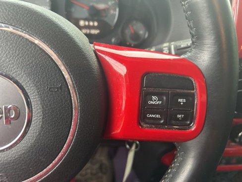 Used 2016 Jeep Wrangler Unlimited Sahara image 19