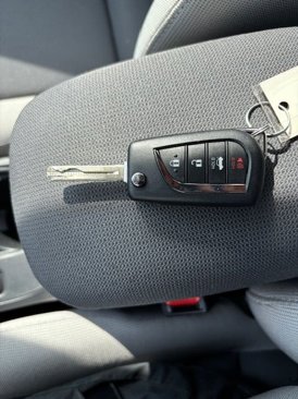 Used 2025 Toyota Corolla LE image 23