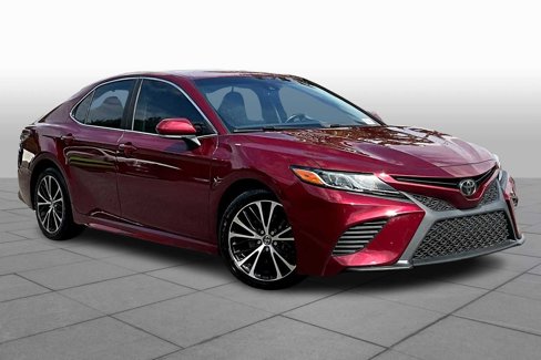 Used 2018 Toyota Camry SE w/ Convenience Package image 2