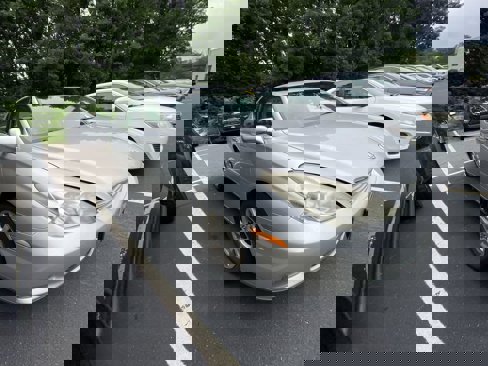 Used 2002 Lexus ES 330 image 3