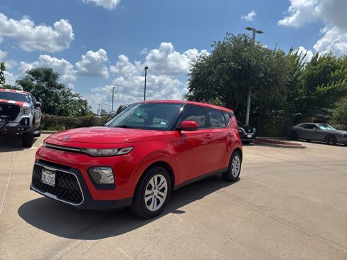 Used 2021 Kia Soul LX image 1