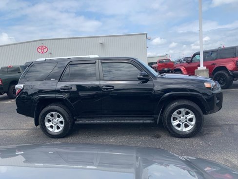 Used 2018 Toyota 4Runner SR5 Premium image 3