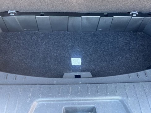 Used 2017 Chevrolet Traverse LT image 31
