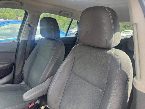 Used 2016 Chevrolet Trax LS image 14