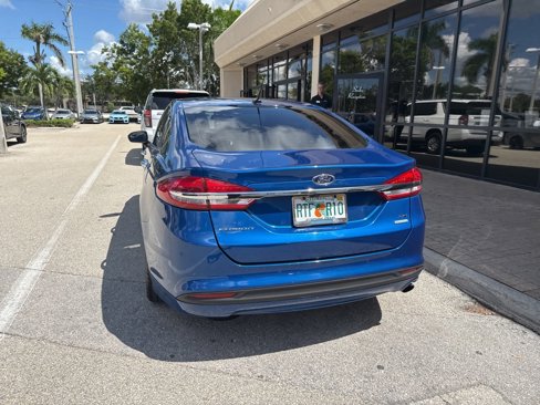 Used 2018 Ford Fusion SE w/ Fusion SE Technology Package image 9