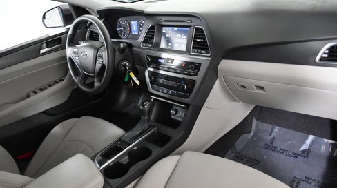 Used 2017 Hyundai Sonata Sport image 26