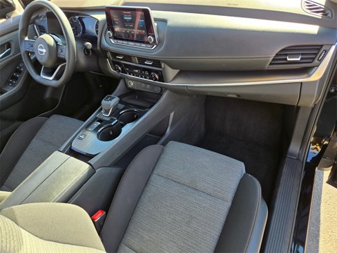 Used 2023 Nissan Rogue SV image 19