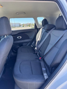 Used 2019 Kia Soul + image 12