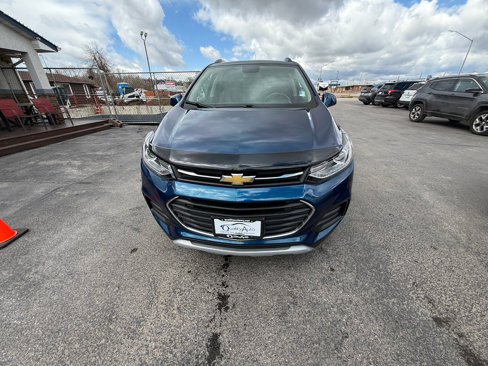 Used 2020 Chevrolet Trax LT w/ LT Convenience Package image 3