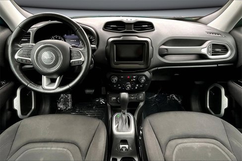 Used 2021 Jeep Renegade Latitude w/ Sun & Sound Group image 7