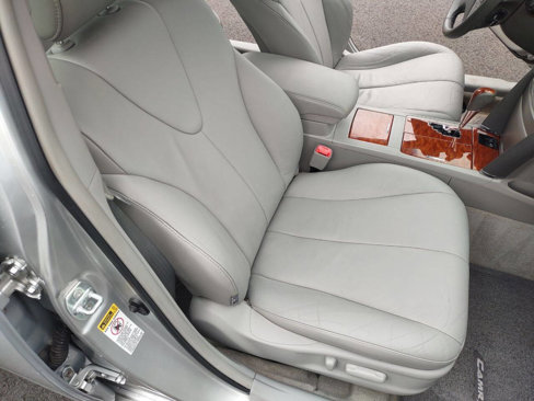 Used 2010 Toyota Camry XLE image 22