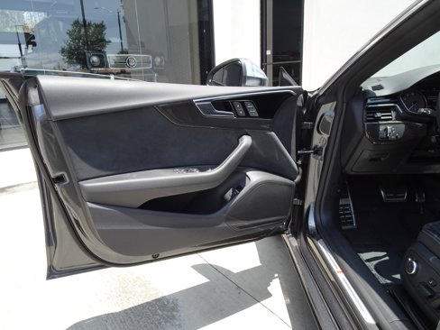 Used 2022 Audi S5 Premium image 10