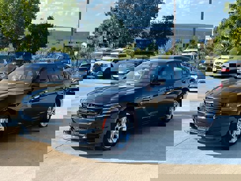 Used 2023 Dodge Charger SXT image 5