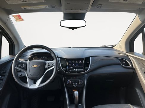 Used 2018 Chevrolet Trax LT w/ LT Convenience Package image 10