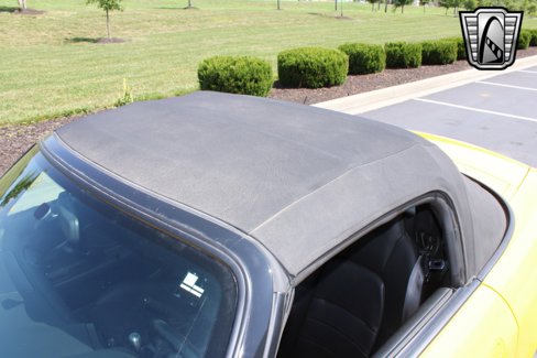 Used 2001 Honda S2000 image 14