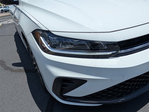 New 2025 Volkswagen Jetta Sport image 10