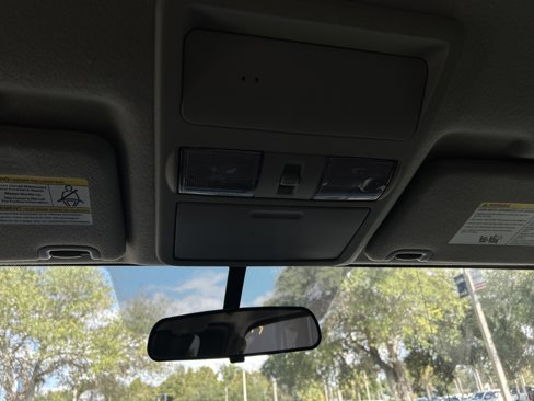 Used 2016 Nissan Frontier SV image 24