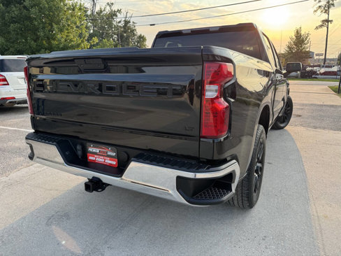 Used 2021 Chevrolet Silverado 1500 LT w/ LPO, Dark Essentials Package image 19