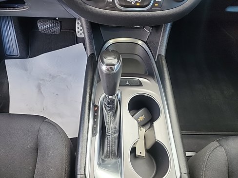 Used 2017 Chevrolet Malibu LT image 58