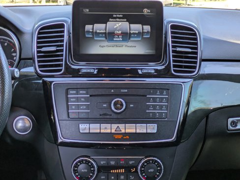 Used 2017 Mercedes-Benz GLE 350 4MATIC image 14