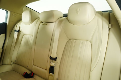 Used 2022 Maserati Ghibli Modena image 38