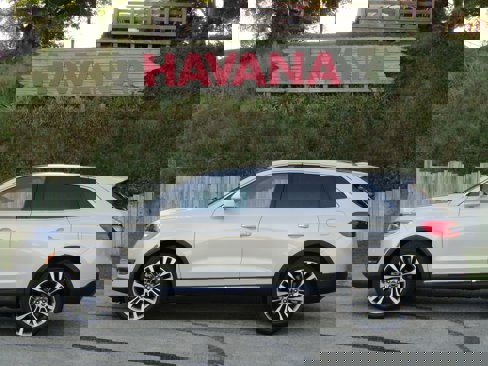 Used 2016 Lincoln MKX Reserve w/ Technology Package image 1