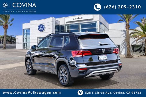 Certified 2022 Volkswagen Taos S image 5