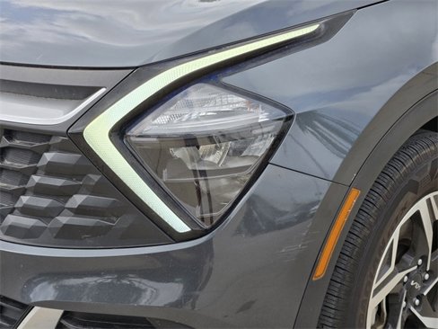 Certified 2023 Kia Sportage LX image 15