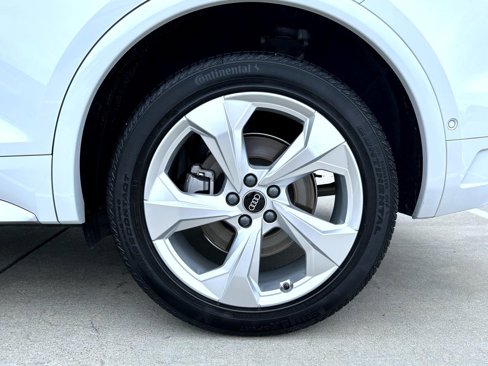 Used 2023 Audi Q5 2.0T Prestige image 22