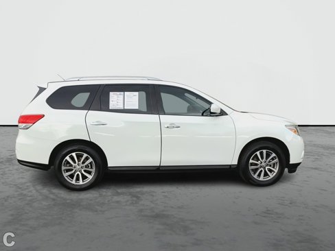 Used 2015 Nissan Pathfinder S image 9