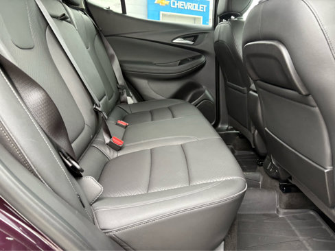 Used 2020 Buick Encore GX Essence w/ Experience Buick Package image 17