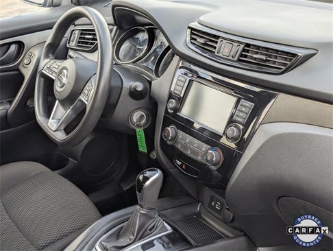 Used 2019 Nissan Rogue Sport S image 32