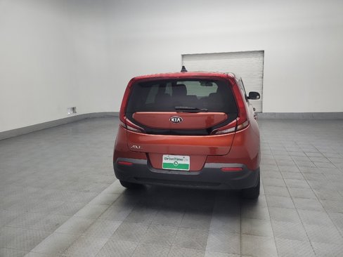 Used 2020 Kia Soul LX image 7