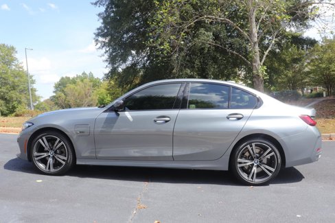 Used 2023 BMW 330e w/ Premium Package image 5