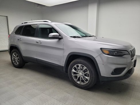 Used 2019 Jeep Cherokee Latitude Plus w/ Cold Weather Group image 11
