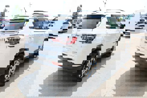 Used 2022 Jeep Compass Latitude image 7