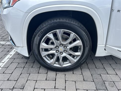 Used 2018 Chevrolet Traverse Premier w/ Driver Confidence II Package image 46