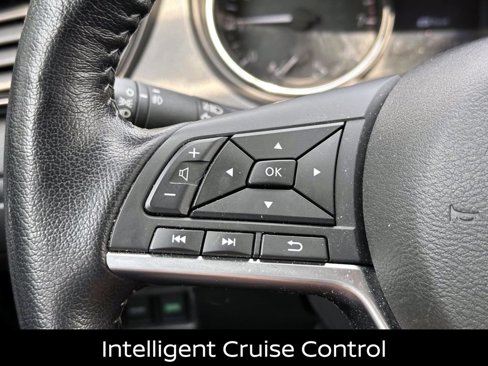 Certified 2022 Nissan Rogue Sport SV image 27