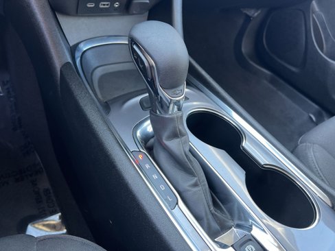 Used 2023 Chevrolet Malibu LT image 21