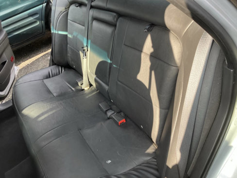 Used 2007 Ford Taurus SEL image 27
