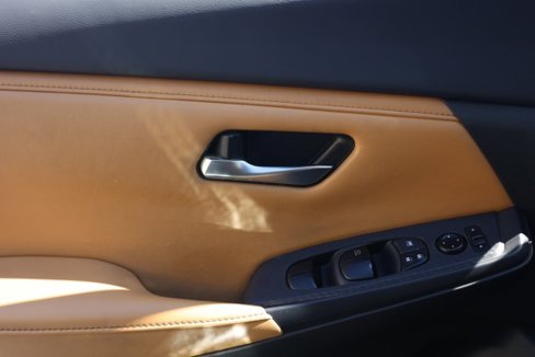 Used 2022 Nissan Sentra SV w/ SV Premium Package image 23