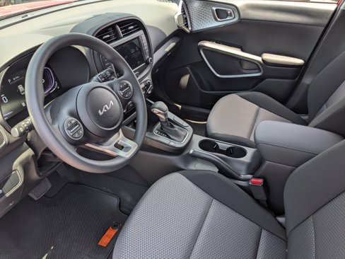 New 2025 Kia Soul LX image 19