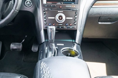 Used 2016 Ford Explorer Limited image 32